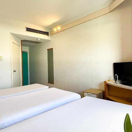 Hotel Iris Guadalajara Esterno foto