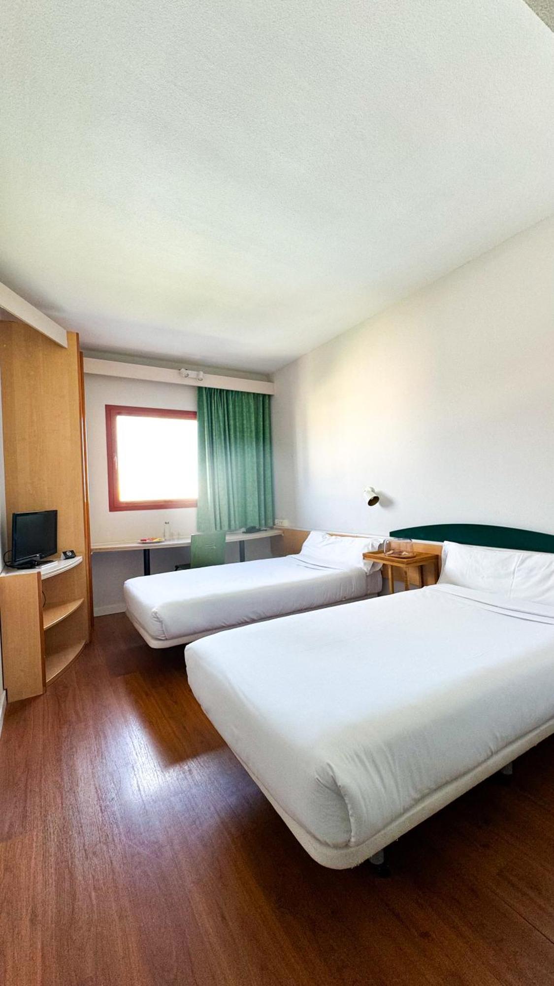 Hotel Iris Guadalajara Esterno foto