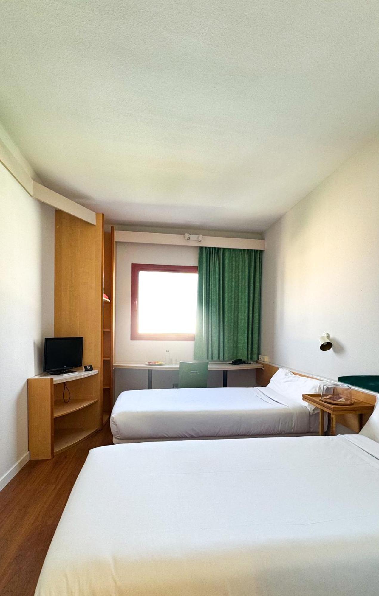 Hotel Iris Guadalajara Esterno foto