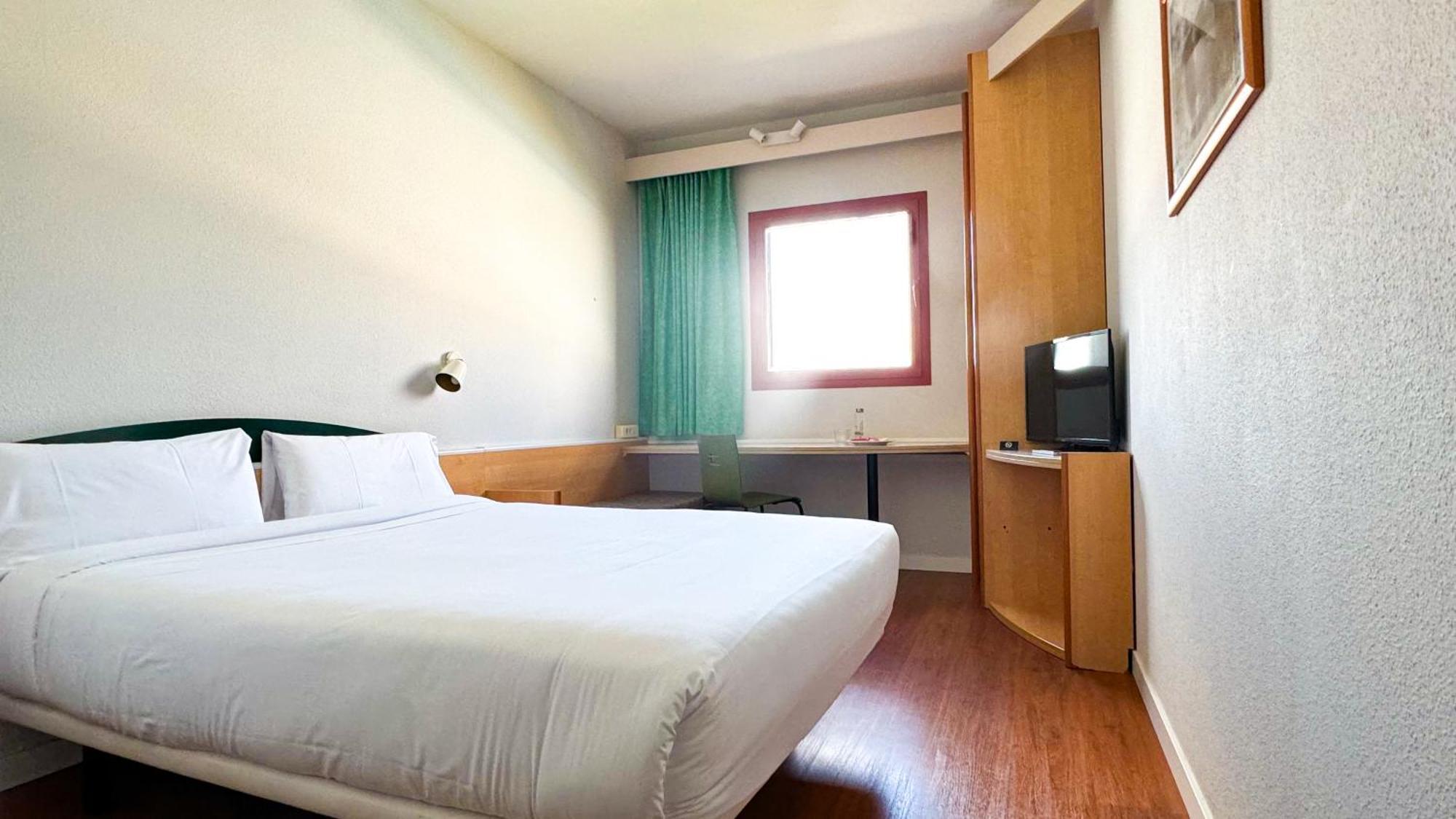 Hotel Iris Guadalajara Esterno foto