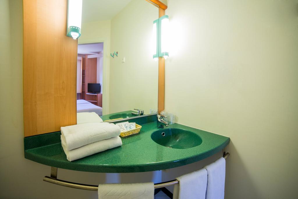 Hotel Iris Guadalajara Esterno foto