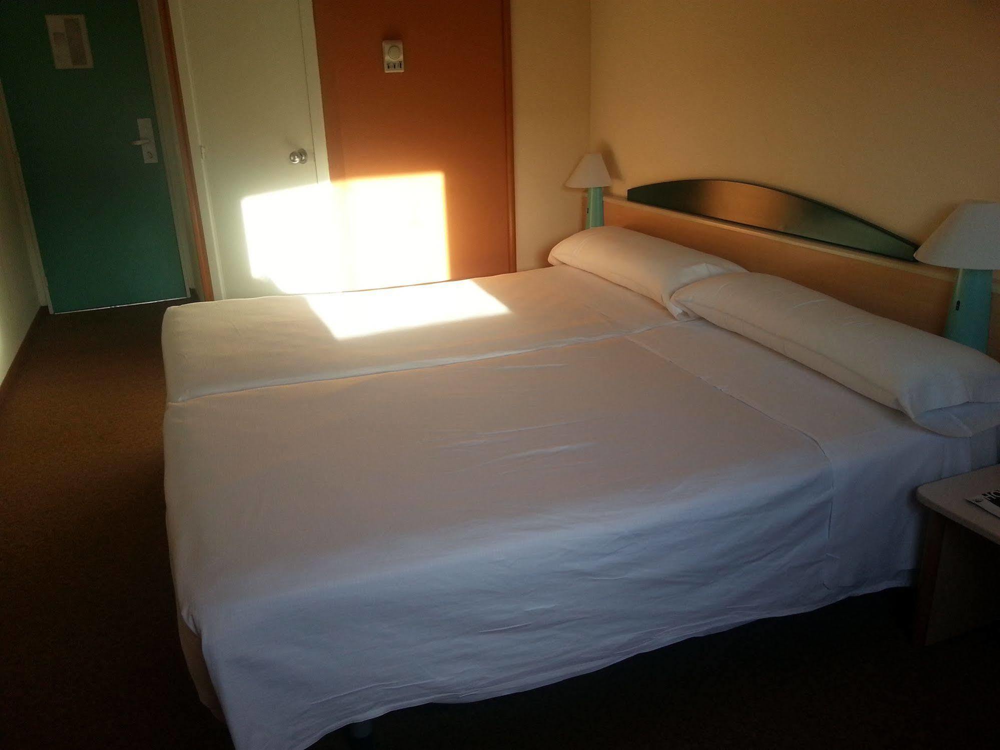 Hotel Iris Guadalajara Esterno foto